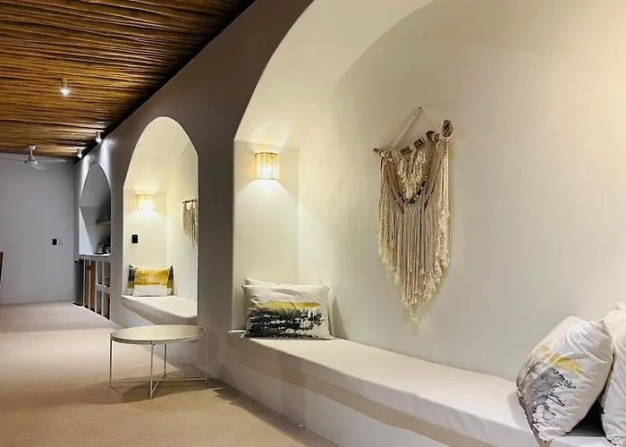 Guapas Villa