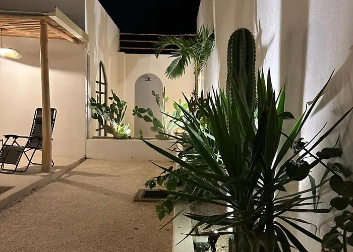 Guapas Villa *