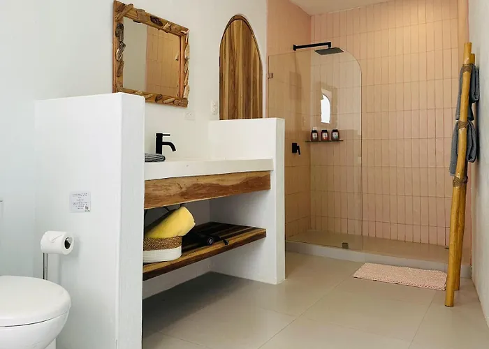 Guapas Villa