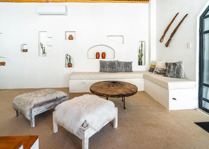 Guapas Villa Tamarindo
